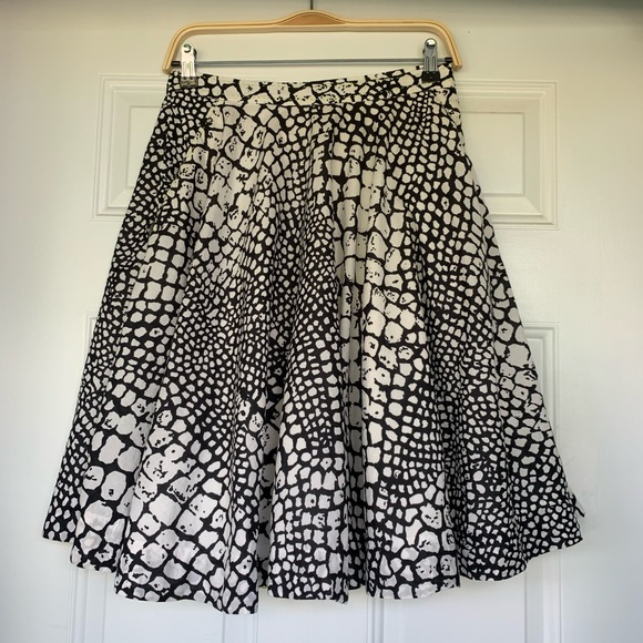 Anthropologie Dresses & Skirts - Edme & Esyllte Circle Skirt (Anthro)-size 8